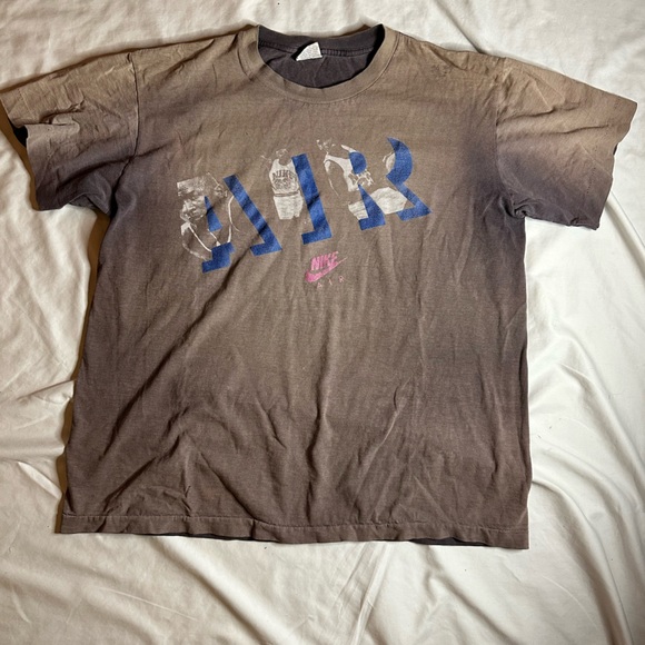 Late 80’s Nike Air Shirt with Michael Jordan. Tag hints at 87-89 production. - Picture 4 of 5